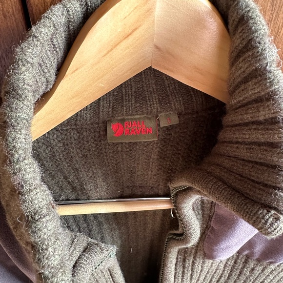 FJALLRAVEN Grouse Sweater size S 100% wool - Picture 4 of 10